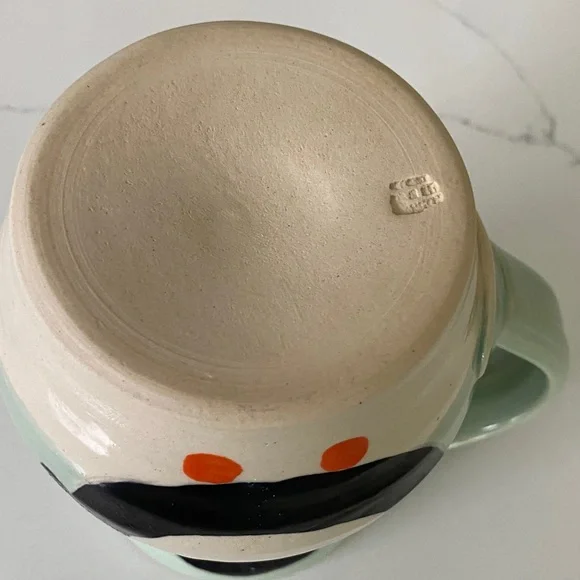 Penguin Ceramic Mug - Picture 2 of 4